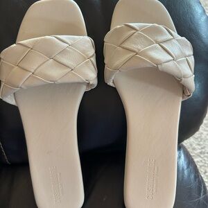 Cream Slide Sandals Memory Foam